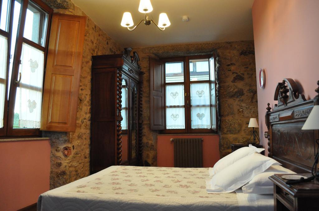 Hotel Pazo De Galegos à Vedra Extérieur photo